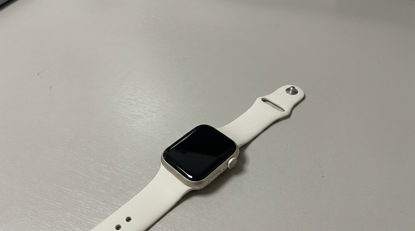 애플워치 SE 3 GPS 스타라이트, 40mm, 스타라이트 스포츠밴드 (M/L)